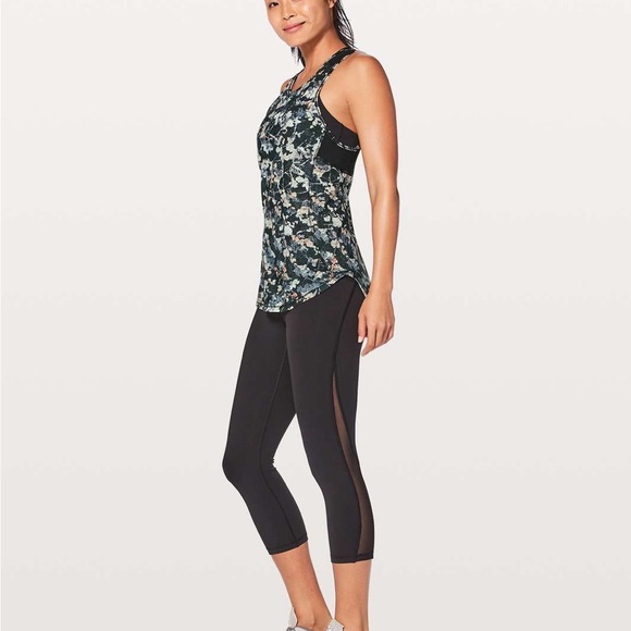 Lululemon Sculpt Tank II Spring Bloom Multi Black Size 8 - Picture 3 of 10